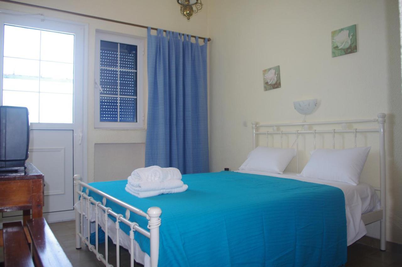 Rania Studios Poros Town Ruang foto